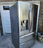 LG stainless French door with external water and ice dispenser Chicago