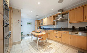 3 bed flat for sale London