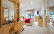 3 bed flat for sale London