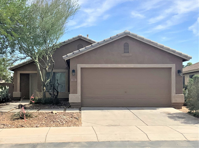 A classic three bedroom house for rent Queen Creek - photo 1