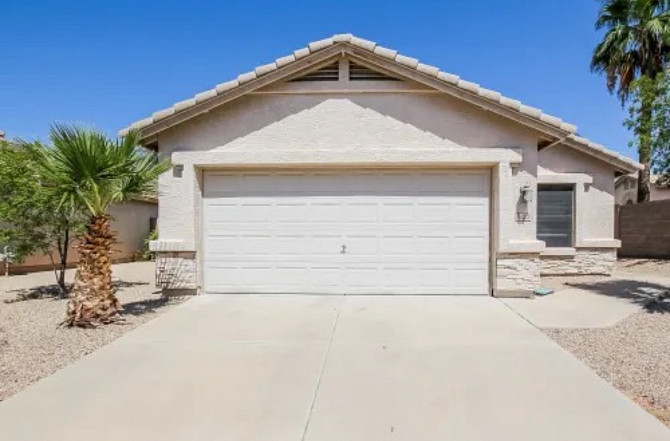 3 bedroom and 2 bathroom for rent Phoenix - photo 1