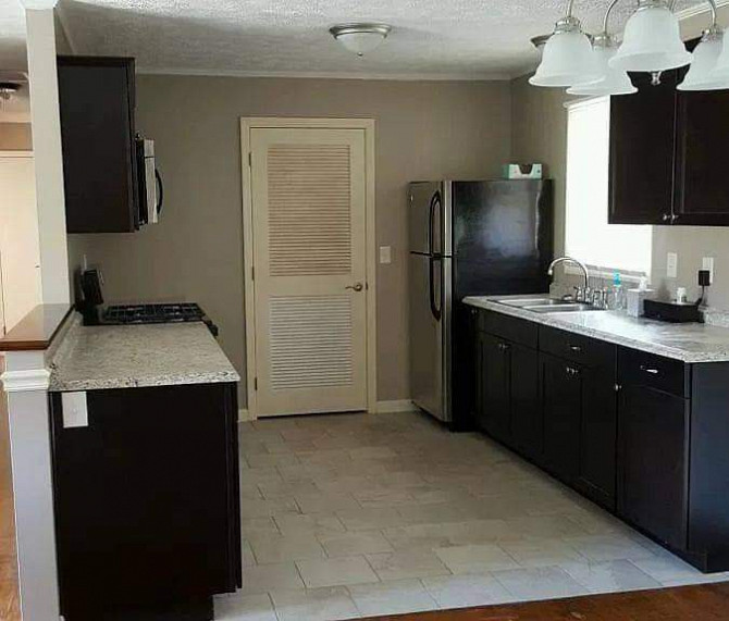 House for rent Lincoln - photo 1