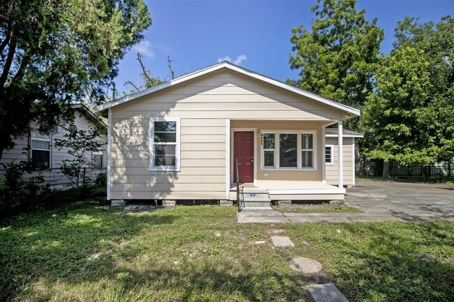 Houses Houston - photo 1