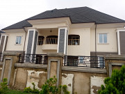 5 bedroom Duplex - Distress sales Abuja