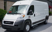 Cargo van Romik USA 81382329 Sacramento