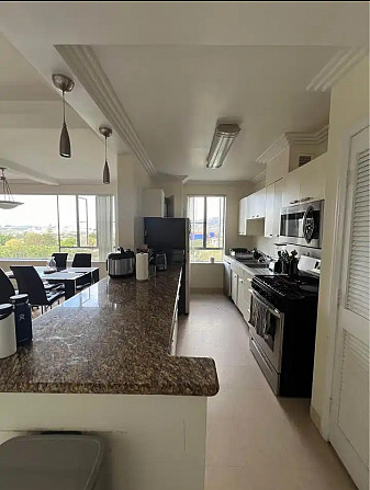 Attention Home Seekers! Stunning Apartment in Prime Location - Don't Miss This Gem! Oakland - photo 1