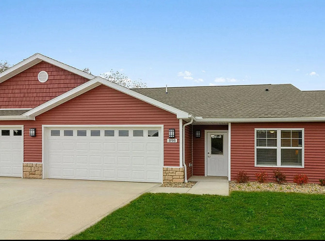 Redwood Louisville Bardstown Bluff Road 2beds Louisville - photo 1