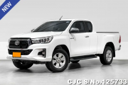 Used Toyota Hilux Revo White Manual 2018 2.4L Diesel for Sale Georgetown