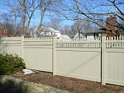 Fencing Supplier : Durable PVC & Vinyl Fences Saskatoon