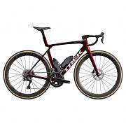2025 Trek Madone SLR 7 Gen 8 Road Bike (CENTRACYCLES) Medan