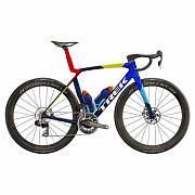2025 Trek Madone SLR 9 AXS Gen 8 Road Bike (CENTRACYCLES) Medan