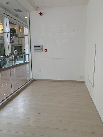 Spacious Office for Rent | Creek Side (Inside Mall, No Creek View) Dubai - photo 1