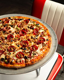 Affordable Pizza Deals in Doha for Family Nights Doha