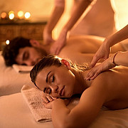 Couples Massage Toronto: Relax Together with Tailored Dual-Massage Packages Toronto