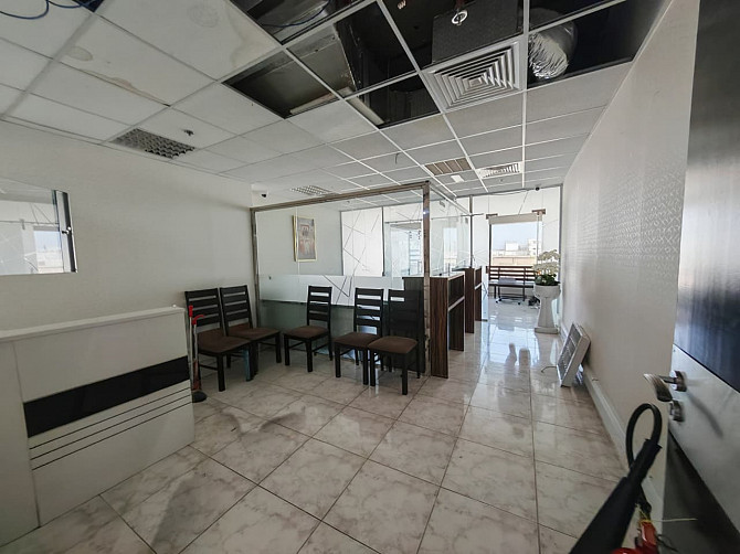 Office Available for Rent with 24x7 Security in Baniyas Creek Side Dubai - photo 1