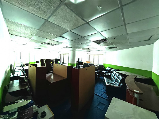 1,800 Sqft office Dubai - photo 1