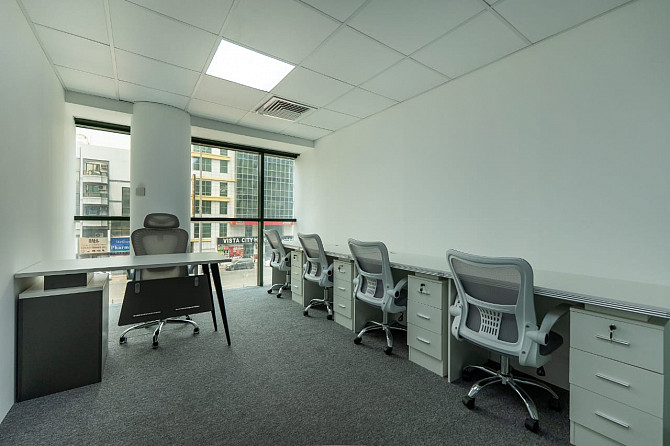Fully Furnished Office Near Metro – AED 36,000 Only! Dubai - photo 1