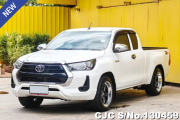 Used Toyota Hilux Revo White Automatic 2021 2.4L Diesel for Sale in Uganda Kampala