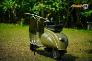 Vespa Faro Basso 150cc by Scooter99 – The Iconic Low-Headlight Vintage Vespa Honolulu