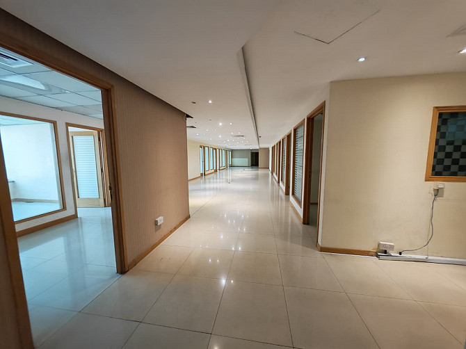 Spacious Office for Rent – Al Muraqqabat Dubai - photo 1