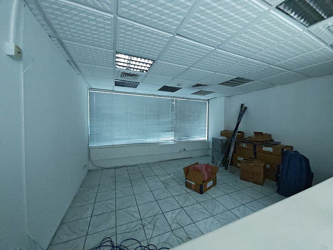 Premium Office for Rent in Muraqqabat | 3,668 Sqft | Free Chiller & DEWA Dubai - photo 1