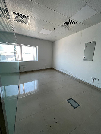 Premium office space for rent at Al Khabaisi Deira. Dubai - photo 1