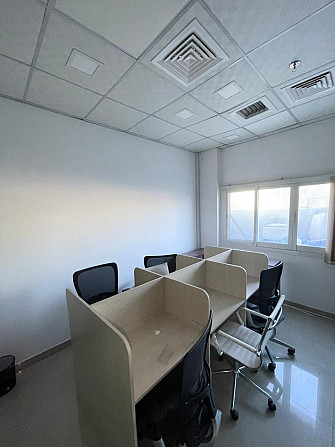 Premium office space for rent at Al Khabaisi Deira. Dubai - photo 1