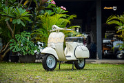 Classic Vespa 150 – Fully Restored Vintage Italian Scooter Miami Beach