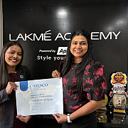Nail Art Course in Pimpri – Lakmé Academy Pimpri Navi Mumbai