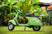 Vespa Super 150 Classic Green – Fully Restored 2-Stroke Vintage Italian Scooter | 4-Speed Manual Paris
