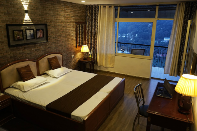 Nainital Lake View Hotel Naini Tal - photo 1
