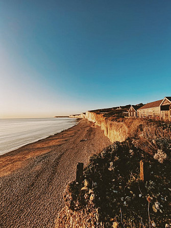 Bald Head Island Oceanfront Rentals: Experience Luxury Coastal Living Albany - photo 1