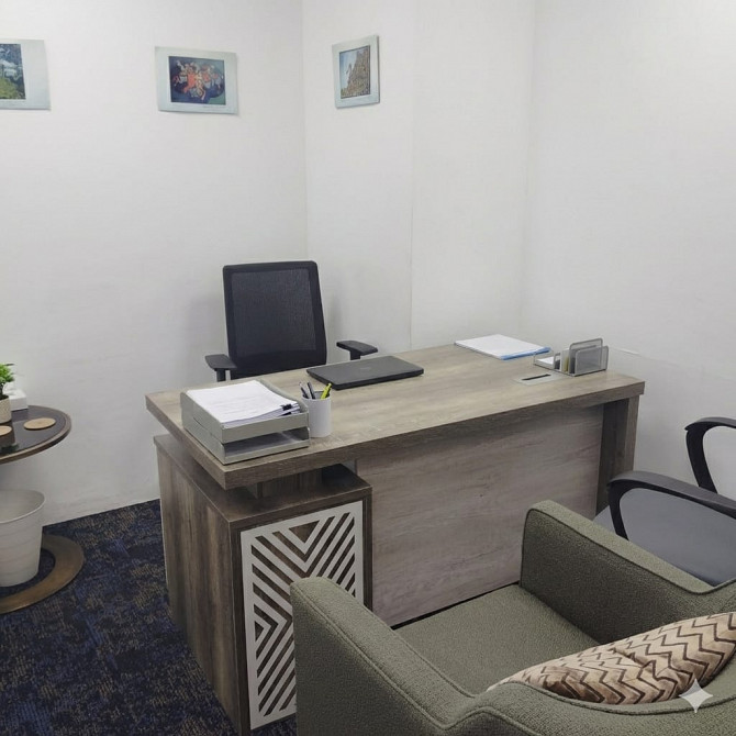 100 sqft office space available for rent in Dubai Dubai - photo 1