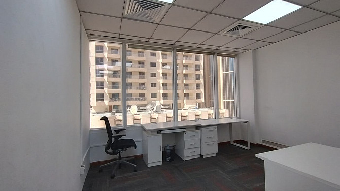 office for Rent-200sqft Dubai - photo 1
