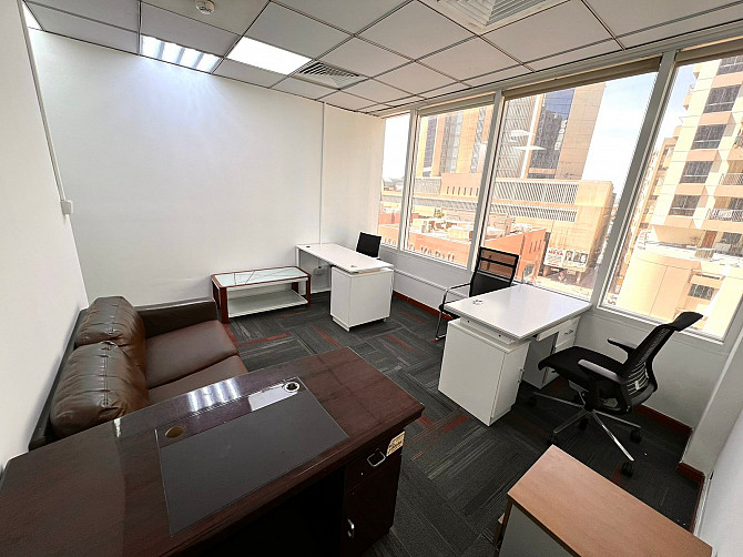 Furnished Office For Rent -200 sqft Dubai - photo 1