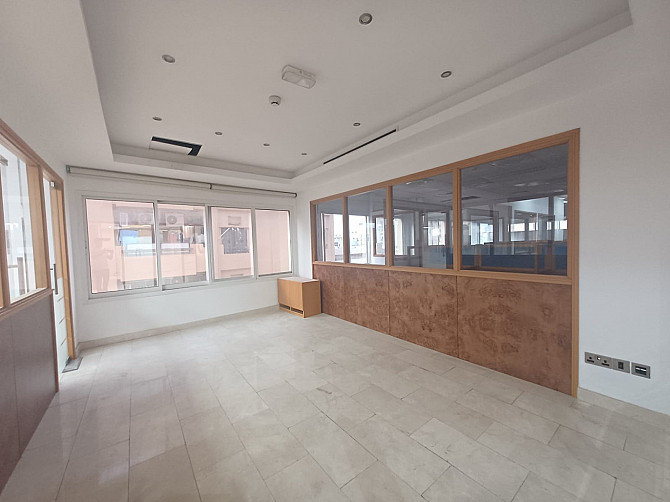 4500 Sqft Office for Rent in Al Ghubaiba Near Metro | AED 675K Dubai - photo 1