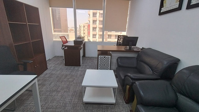 Spacious 200 Sqft Window Office Available for Rent Dubai - photo 1
