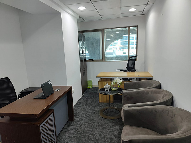 Affordable Fully Furnished Office Space Available for Rent in Dubai Dubai - photo 1