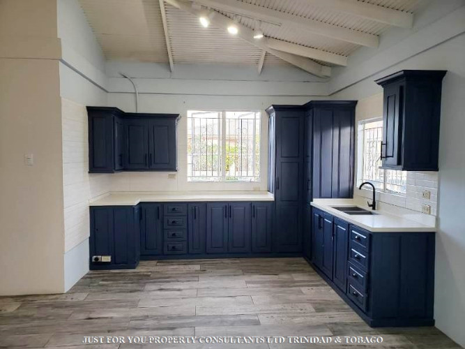 House for Rent in Trinidad Chaguanas - photo 1