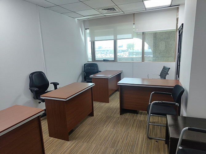 Looking for office space in Dubai? Dubai - photo 1