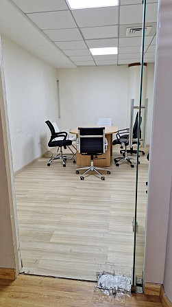 200 Sqft Fully Furnished Office in Al Garhoud | AED 18,000 Yearly Dubai - photo 1