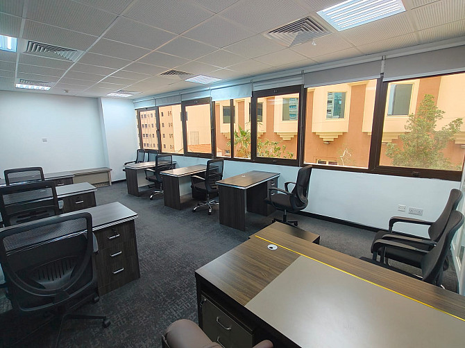 Office for Rent in Dubai From AED 20,000 Dubai - photo 1