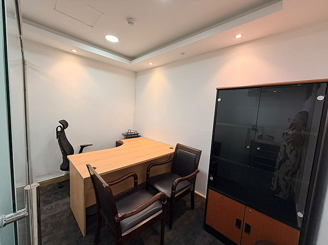 PRIVATE CABIN OFFICE FOR RENT – AED 35,000 PER YEAR Dubai - photo 1