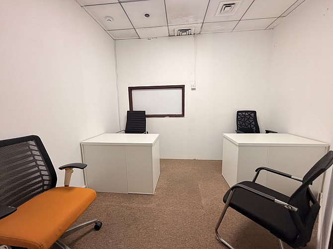 Affordable Small Office for Rent – AED 18,500/Year Dubai - photo 1