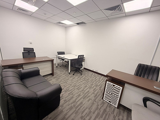 200 Sq. Ft. Office for Rent – Baniyas Square, Deira Dubai - photo 1