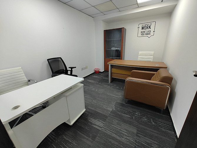 Premium Office Space for Rent – 150 Sqft | Dubai Dubai - photo 1