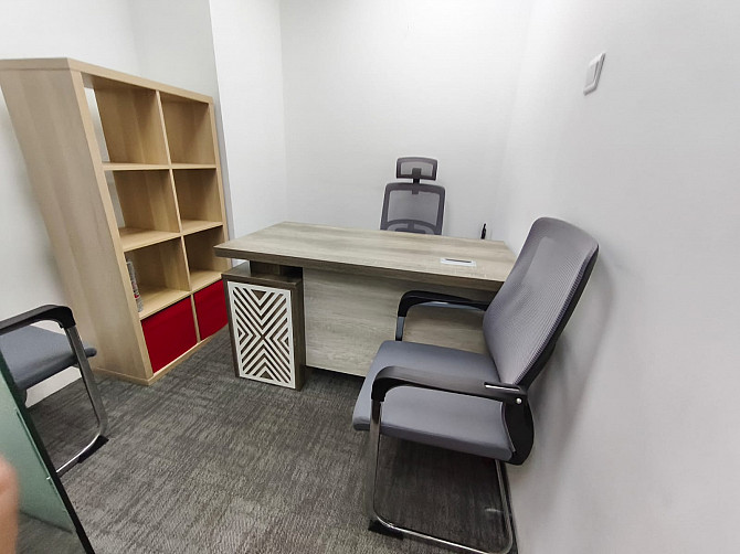 100 sqft office space available for rent in Deira,Dubai... Dubai - photo 1