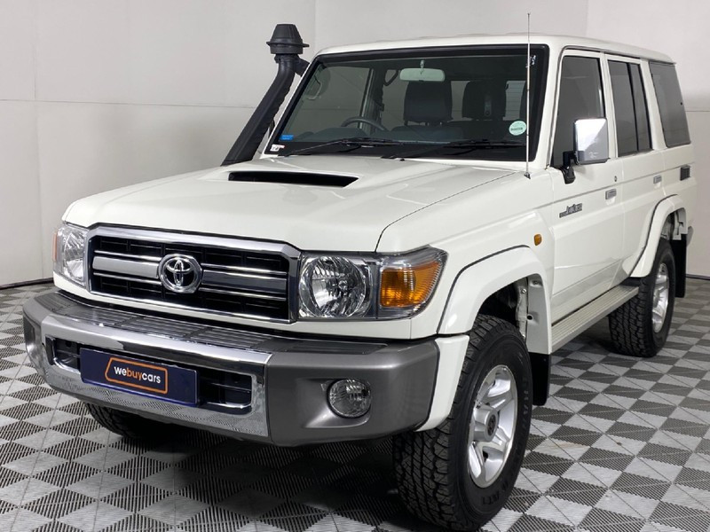 Used 2021 Toyota Land Cruiser 76 4.5 D V8 Station Wagon in Papua New ...