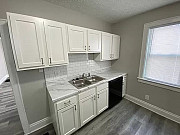 2 bedroom 1.5 bathroom available for rent Columbus