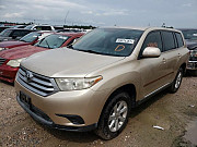 Sparkling Toyota Highlander for sale from Lagos